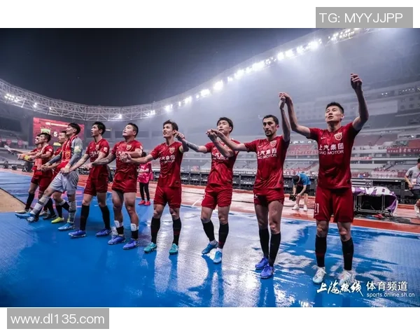 河内2队迎战菲科展开激烈较量球迷期待精彩表现与胜利时刻