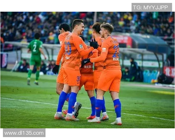 鲁能与重庆激战正酣比赛结果揭晓引发球迷热议